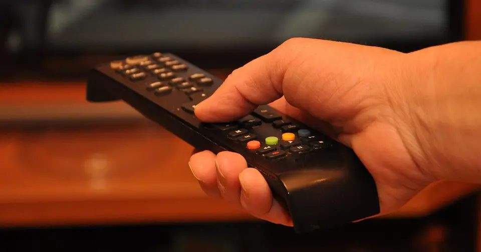 Deutschland: Über 1.000 Nutzer illegaler IPTV-Dienste unter Ermittlung, hohe Strafen drohen