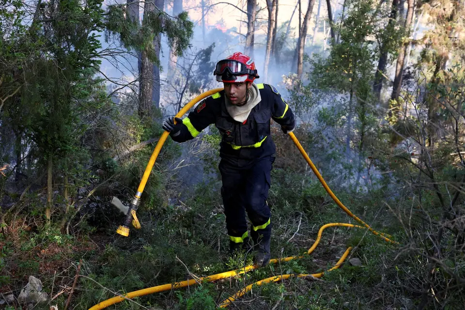 Keratea: 43-year-old woman arrested for double arson