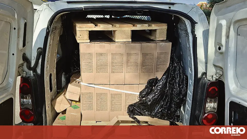 Police detain distributor of 'laughing gas' in Cascais