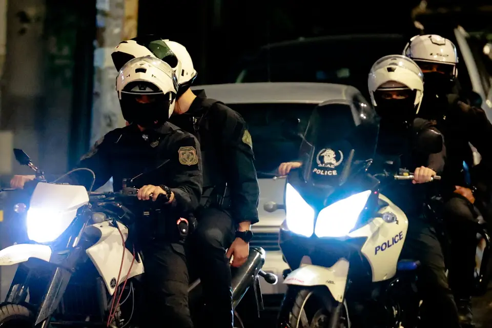 Moschato: Two young men arrested with stolen motorcycle – Chase and evasion preceded capture