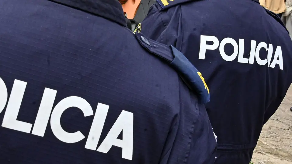 Two homicides in different Montevideo neighbourhoods: victims aged 24 and 38