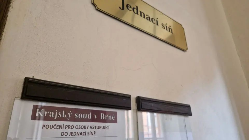 Řidič s neplatnou technickou dostal za smrt motorkáře dvacet měsíců