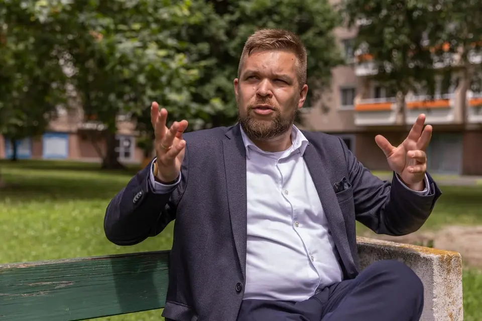 Győr mayor questioned as complainant in media company affair