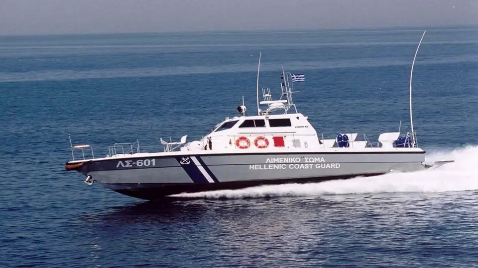 Iranian smuggler arrested on Agathonissi following chase