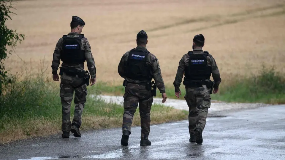 Interpellation d'un couple dans le Nord de la France suite au décès de leurs jumelles