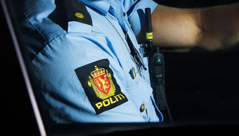 Politibetjent i Øst politidistrikt dømt for vold og drapstrusler mod sin ekskone