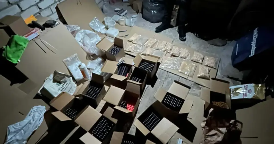 Police arrest three men; over 25 kilograms of narcotic substances seized