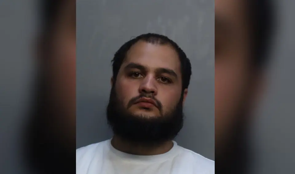 Miami-Dade Dealership Burglary Suspect of Cuban Origin Held on $168,000 Bond