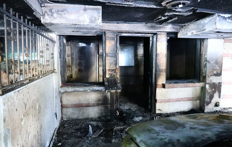 Arson attack on apartment building in Thessaloniki: "Anyone with a lighter is a murderer"