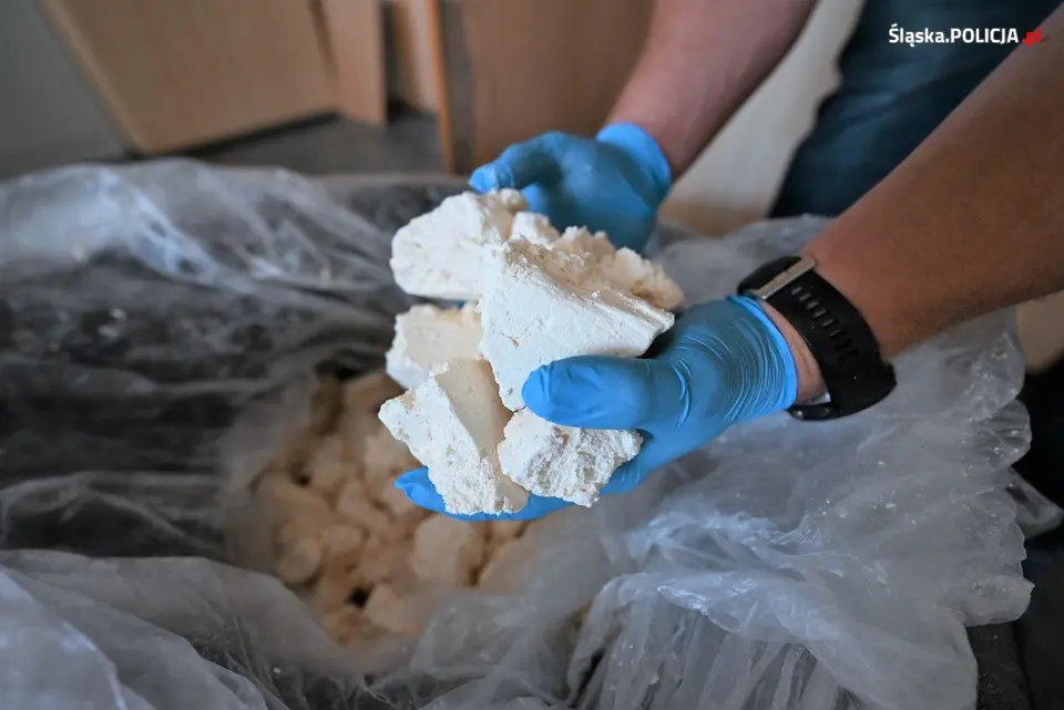 Fabryka amfetaminy na Śląsku zlikwidowana – trzy osoby zatrzymane