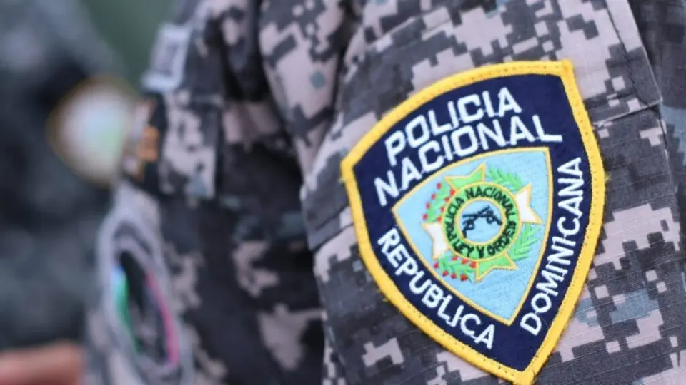 Policía entrega a fiscalía agente implicado en deceso de adolescente en Herrera