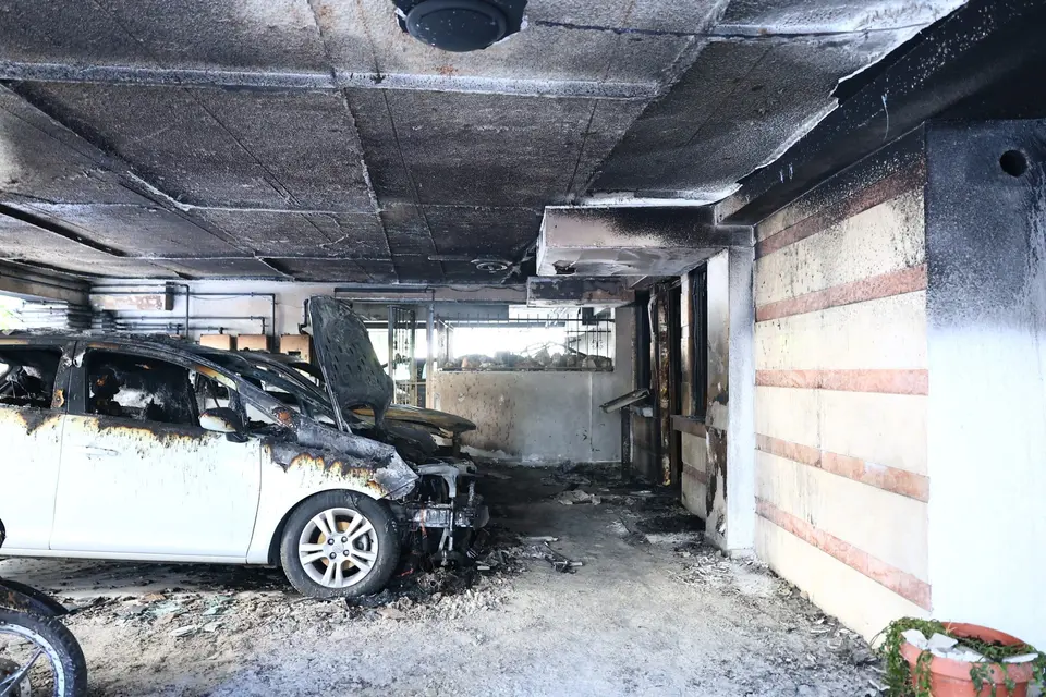 Arson attacks in Thessaloniki: Investigation underway for trio or group of four suspects following triple assault
