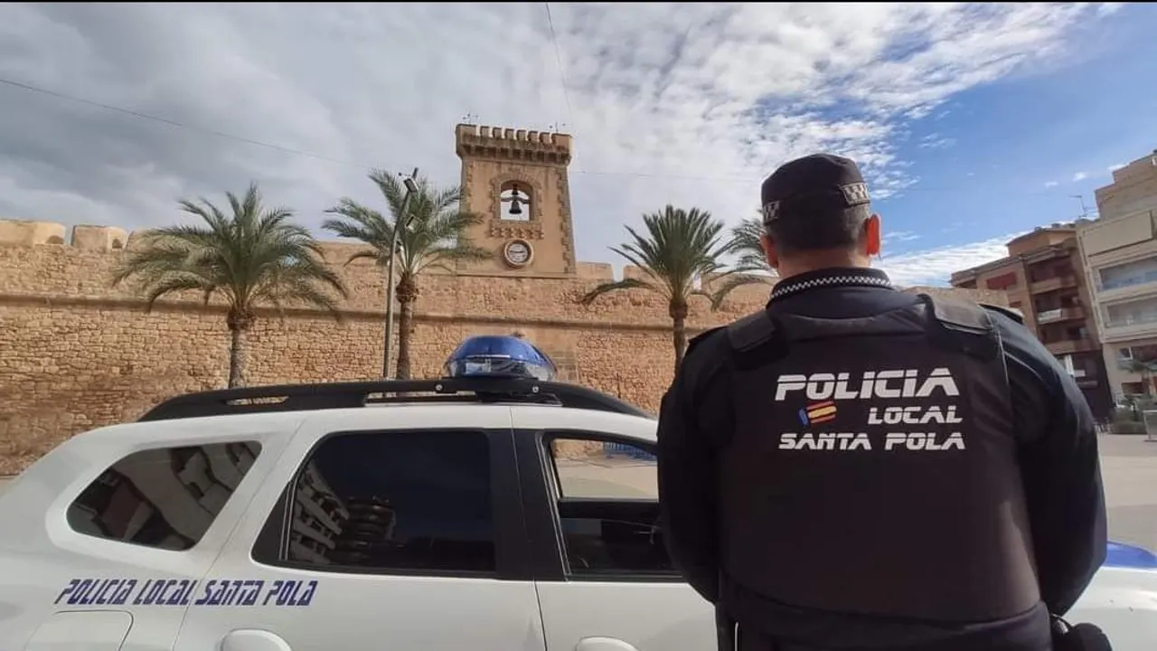 Un detenido y un prófugo tras una persecución por intentos de robo en Santa Pola