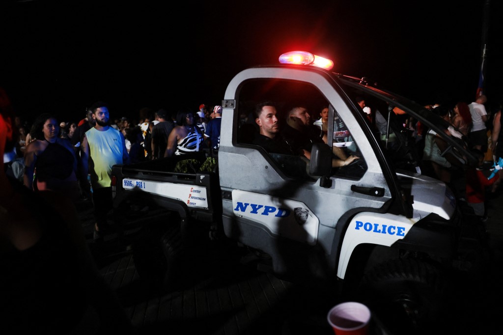 Eight wounded, including four children, in Coney Island shooting