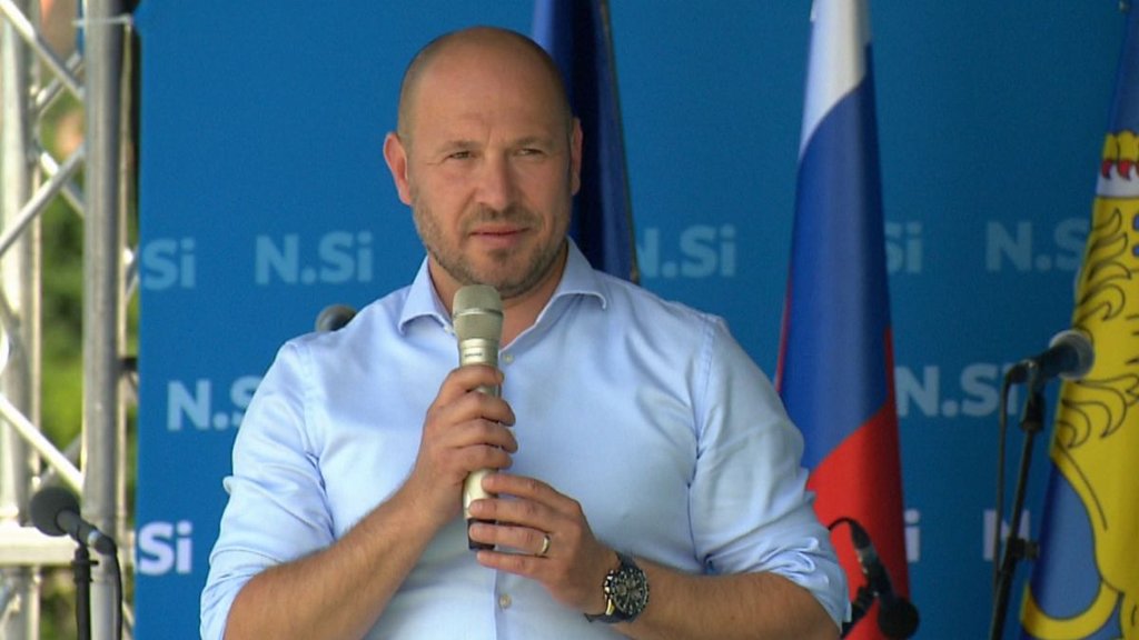 Državni sekretar na infrastrukturnem ministrstvu pod drobnogledom zaradi suma korupcije