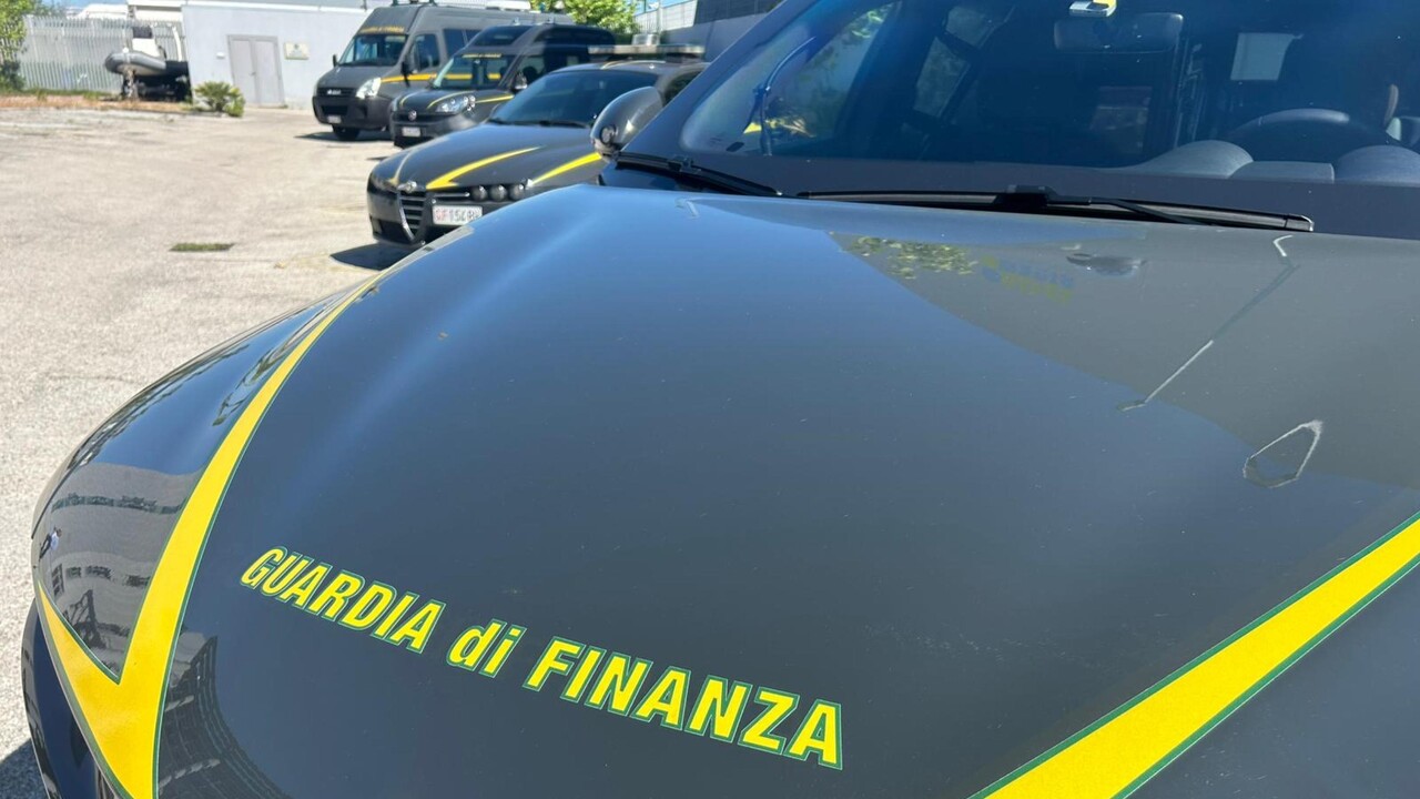 Maxi-blitz contro traffico di droga sulle spiagge del Nord Adriatico: 16 arresti