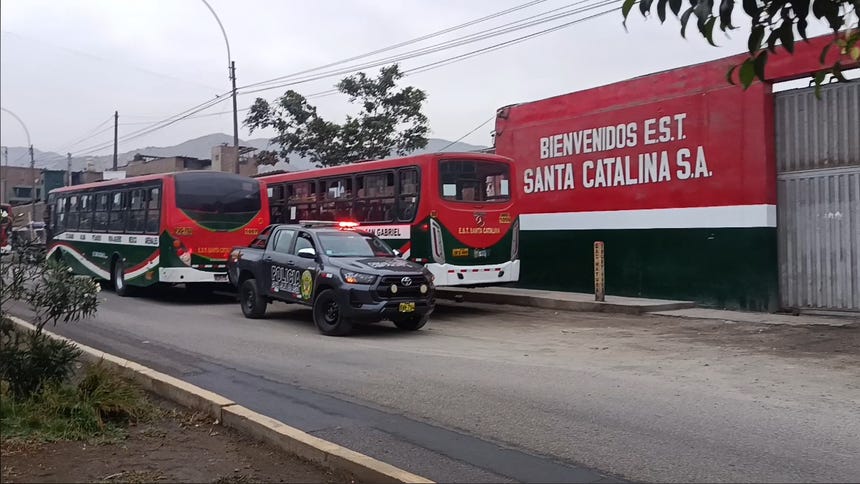 Empresa Santa Catalina suspende servicio tras asesinato de chofer en Villa El Salvador