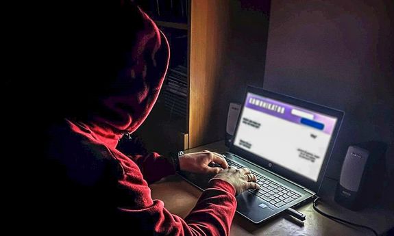Oszustwo przy zakupie przyczepki w Małogoszczu – 62-latek stracił 2400 zł