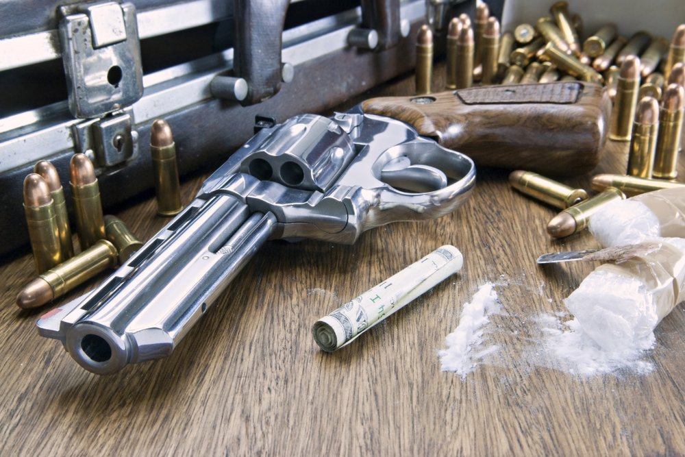 Trafic d'armes et de drogue : deux individus écopent de lourdes peines en Martinique