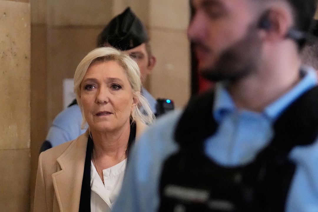 Marine Le Pen reste inéligible : la cour d'appel confirme la peine