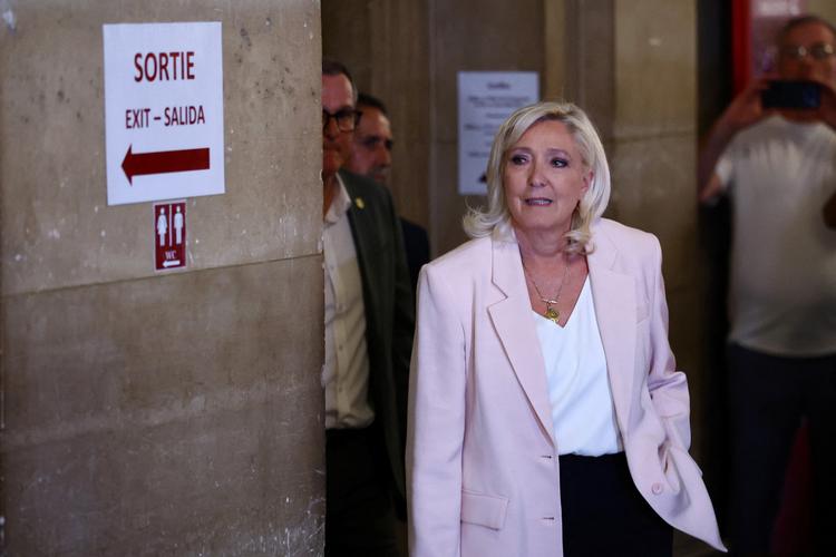 Marine Le Pen condamnée à trois ans de prison avec sursis partiel dans l'affaire des assistants parlementaires européens