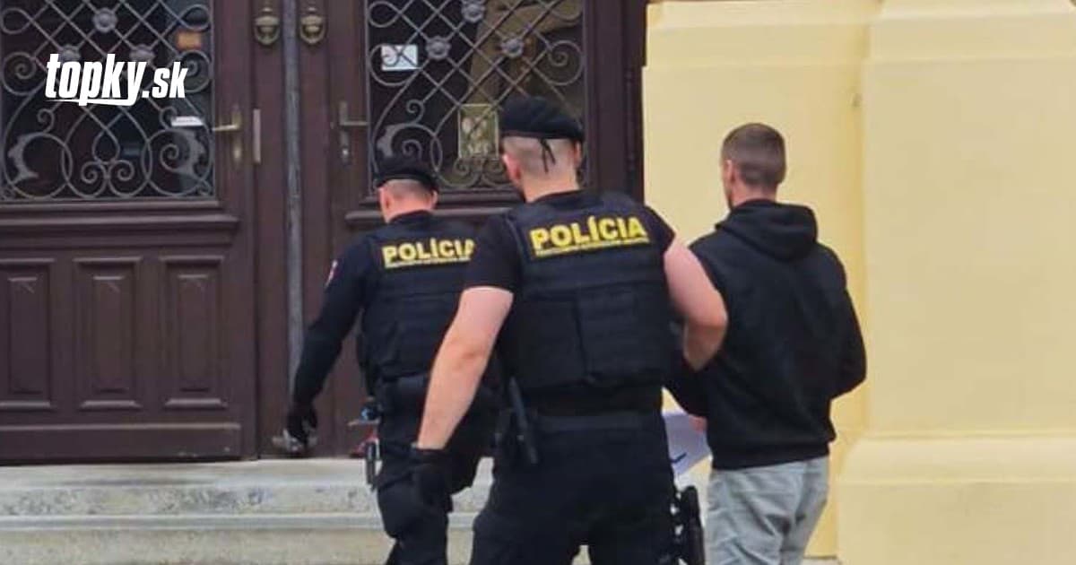 Bizarná krádež v Bystrici: Poliak šoféroval auto, o ktorého zmiznutí ešte nevedela ani majiteľka