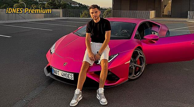 Influencer Kajumi ve vazbě: za luxusním životem stojí obchod se ženami