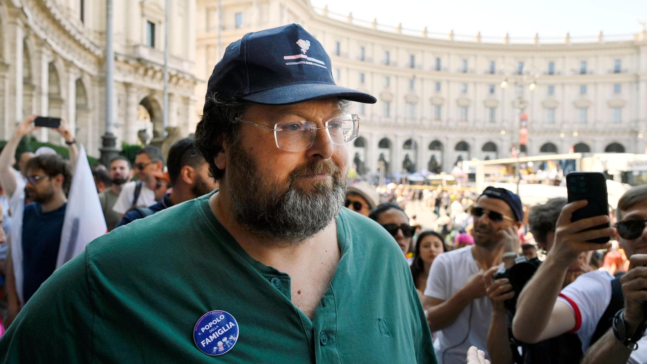 Mario Adinolfi arrestato a Roma per truffa milionaria ed evasione fiscale