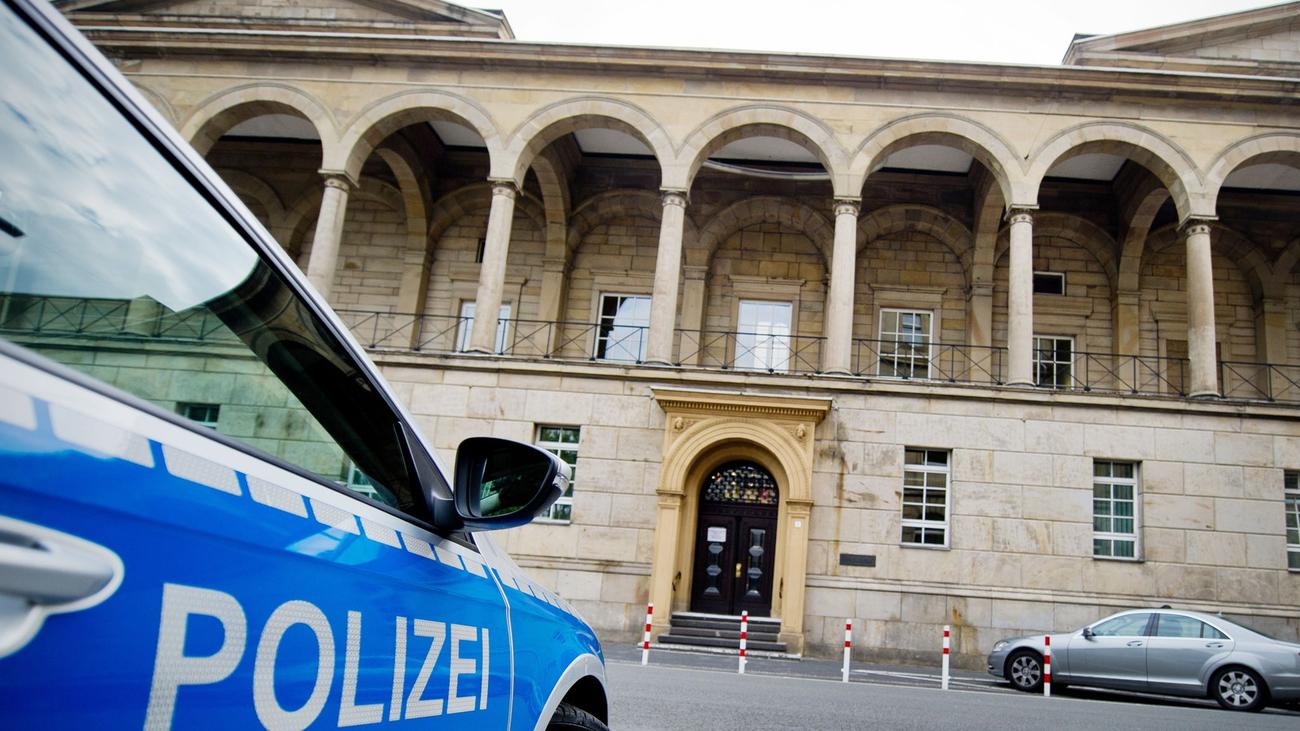 Giftanschlag mit Bohnen und Speck: Zwei Frauen in Wuppertal vor Gericht