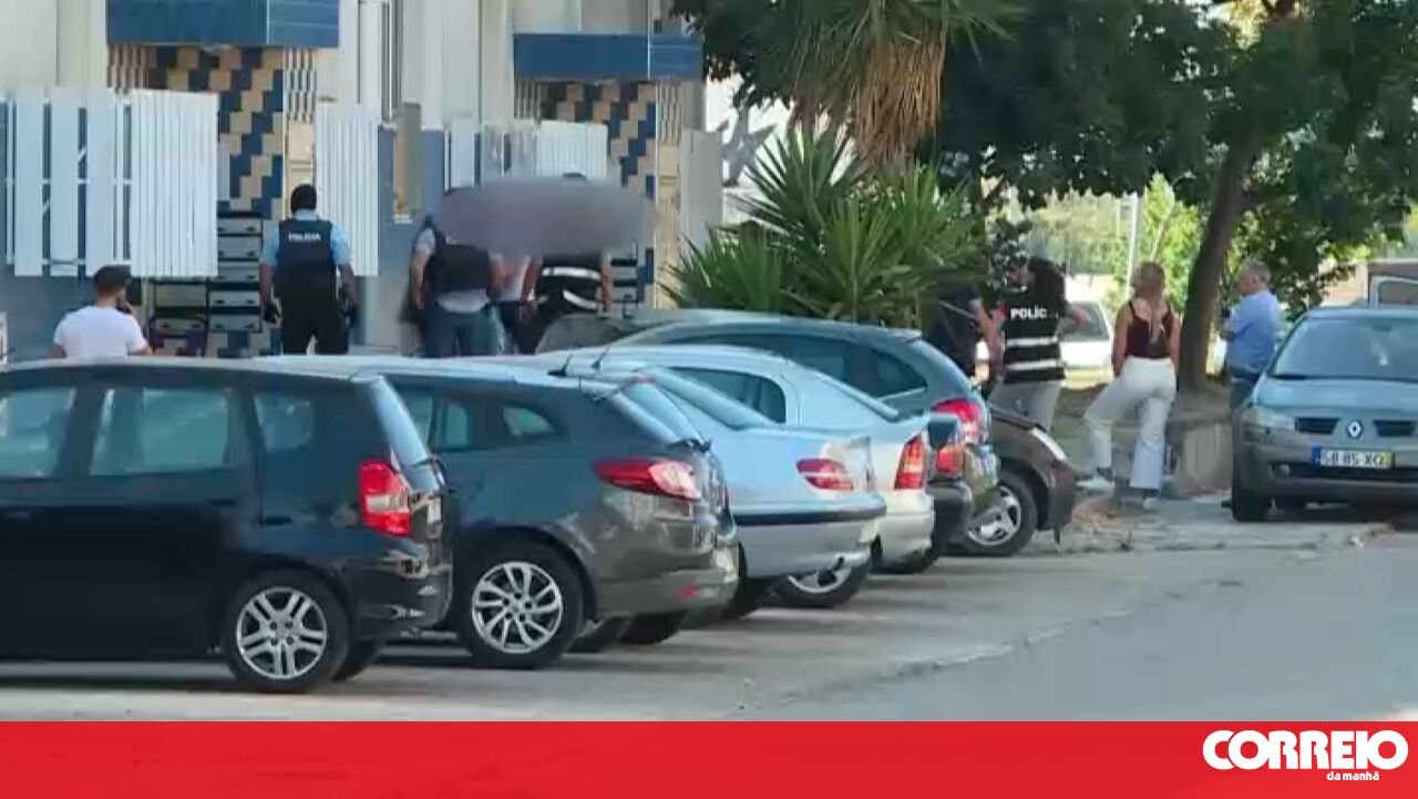 PSP detém suspeitos em megaoperação antidrogas no Bairro Sá Carneiro, Leiria