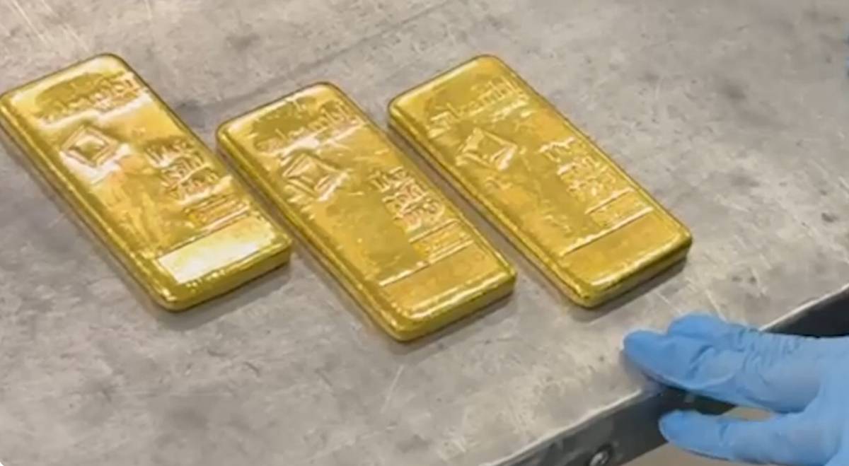 Trzy sztabki złota ukryte pod ubraniem – Ukrainka zatrzymana na granicy w Krościenku