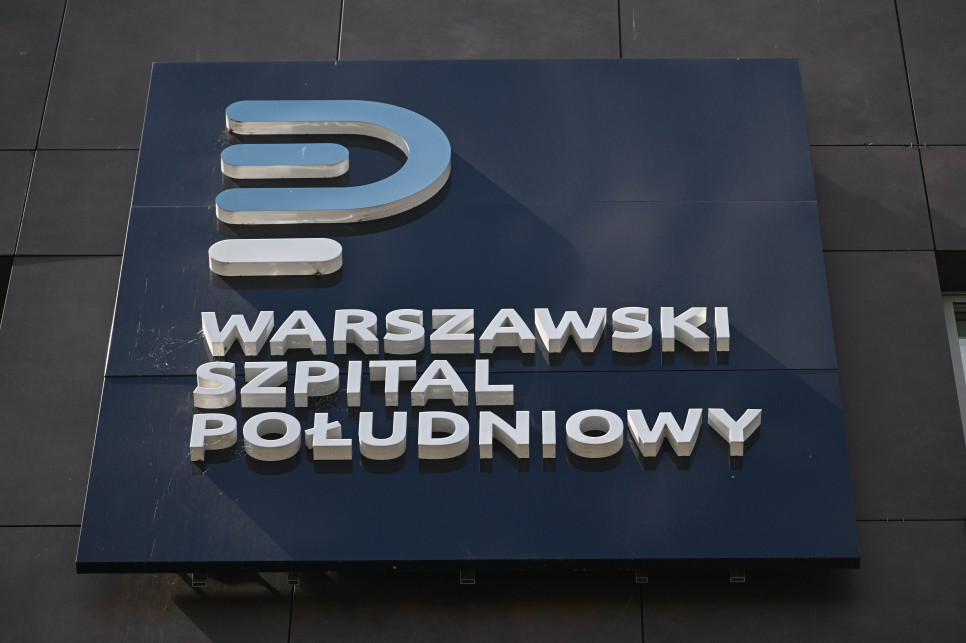 Agenci CBA zabezpieczają dokumenty w Szpitalu Południowym i urzędach Warszawy