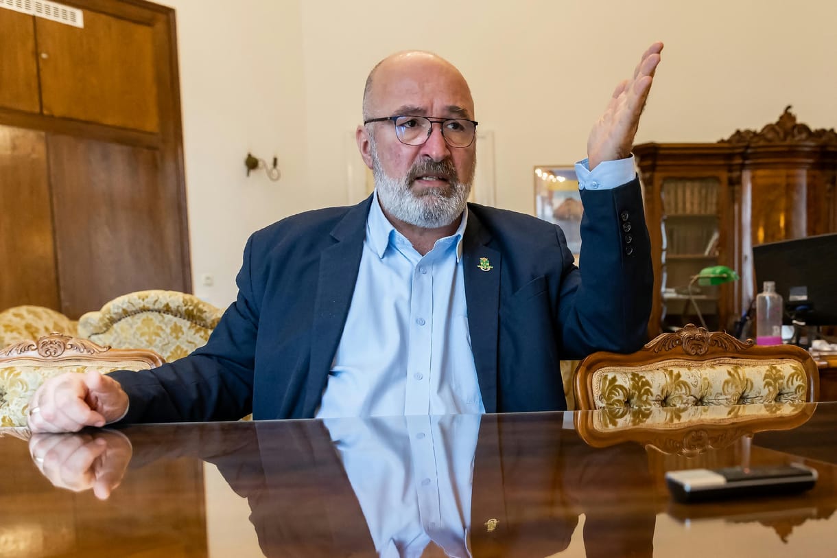 Gyermektábor helyett kézilabdacsarnok – nyomoznak a józsefvárosi beruházás után