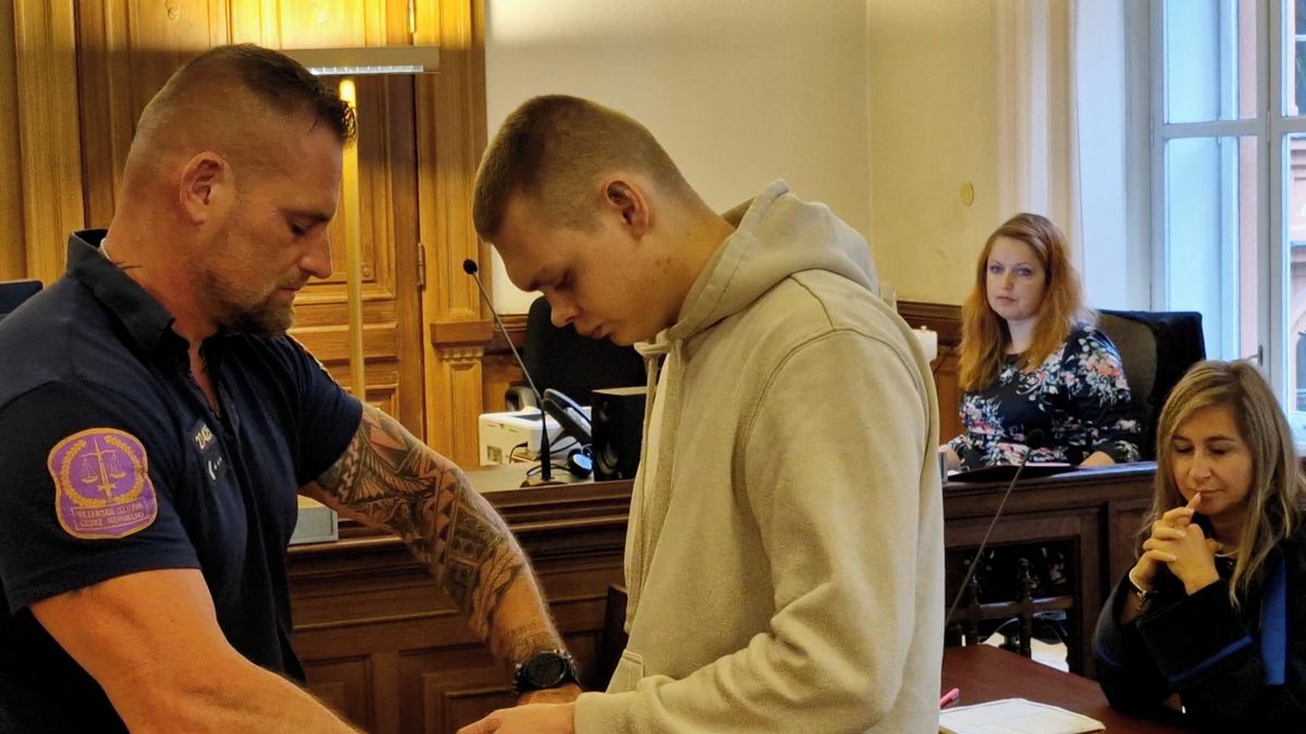 Ukrajinský pomocník telefonních podvodníků dostal čtyři roky vězení