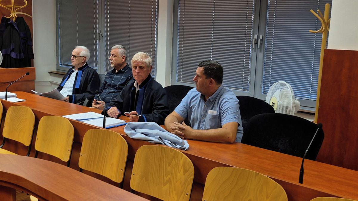 Odvolací soud zmírnil tresty za podvody s řidičáky ve Varnsdorfu