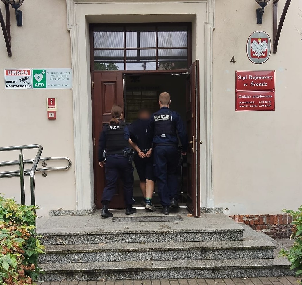 Pijany recydywista uciekał przed policją w lesie. Sąd: rok i cztery miesiące więzienia