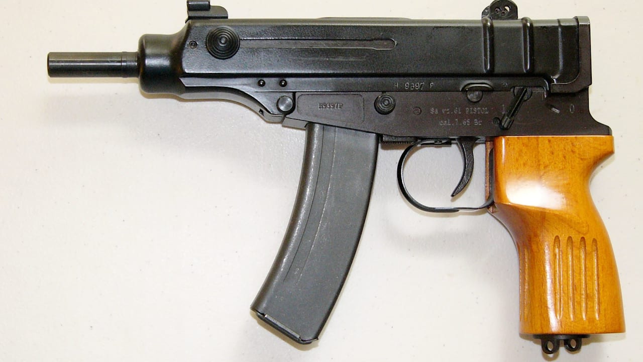 Waffenprozess in Wuppertal: 100 Skorpion-Maschinenpistolen auf dem Schwarzmarkt verschwunden