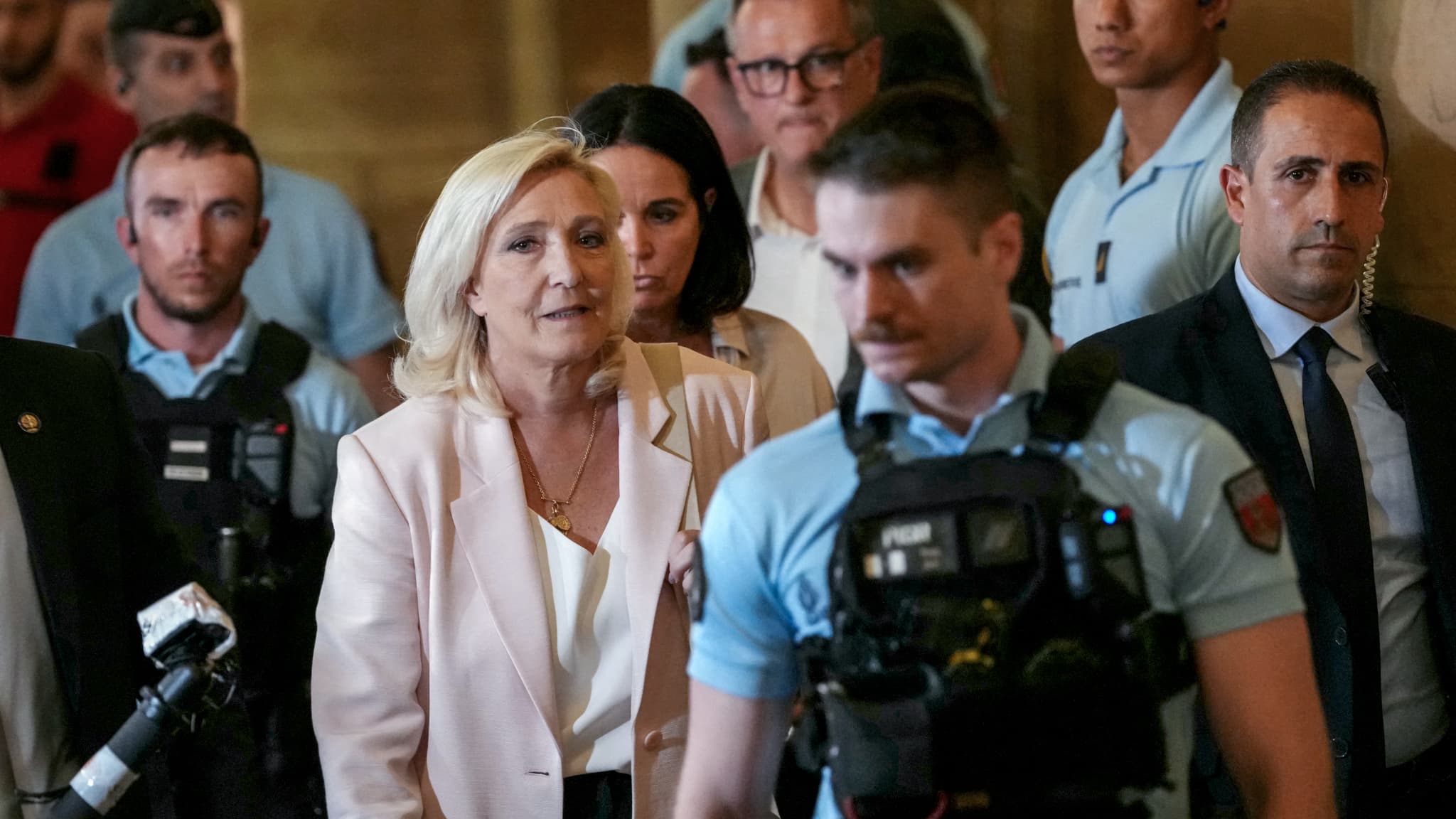 Marine Le Pen : le parquet renonce à un recours devant la Cour de cassation