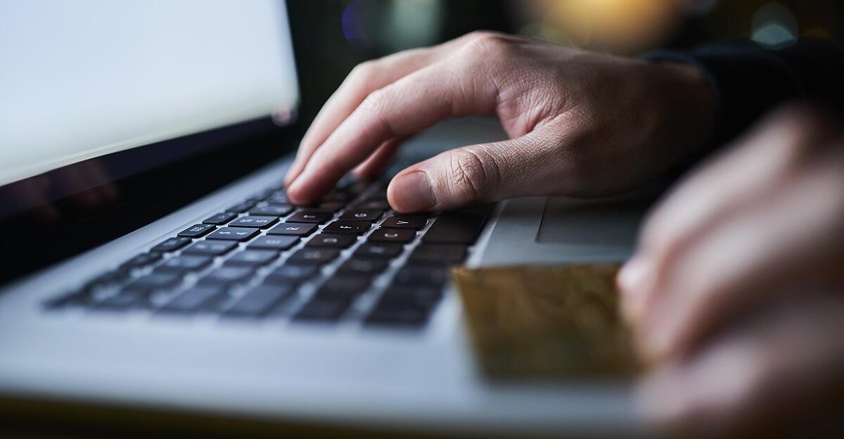 Online-Betrug: 37-Jähriger verkaufte Handys, lieferte aber nicht