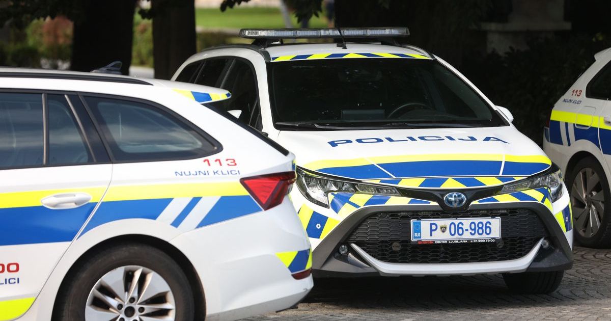 Drzna tatvina v Kočevju: policija išče moškega v modrih delovnih oblačilih