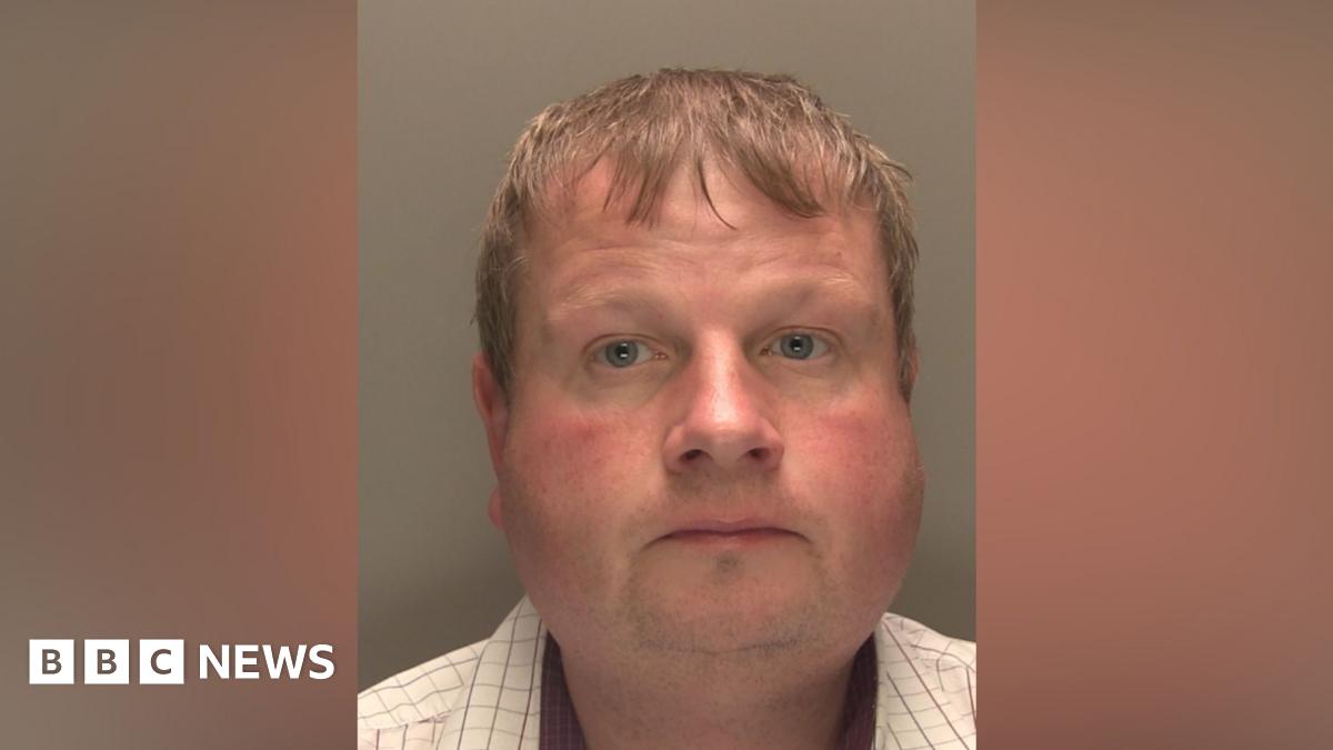 Lincoln man jailed 10 years for child rape facilitation and indecent images