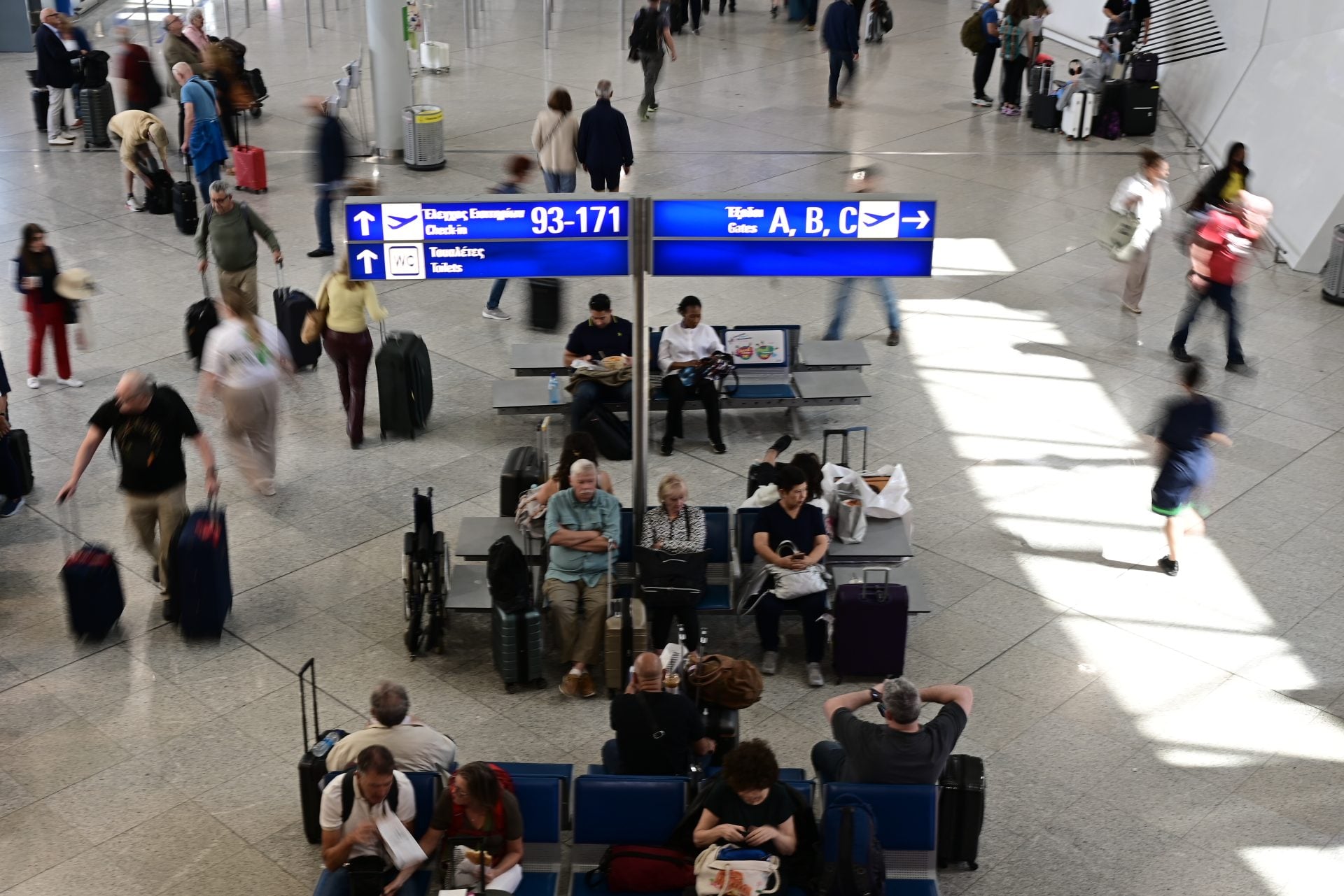 Σύλληψη 42χρονου στο «Ελ. Βενιζέλος» για διακίνηση ναρκωτικών – καταζητείτο από το Ηνωμένο Βασίλειο