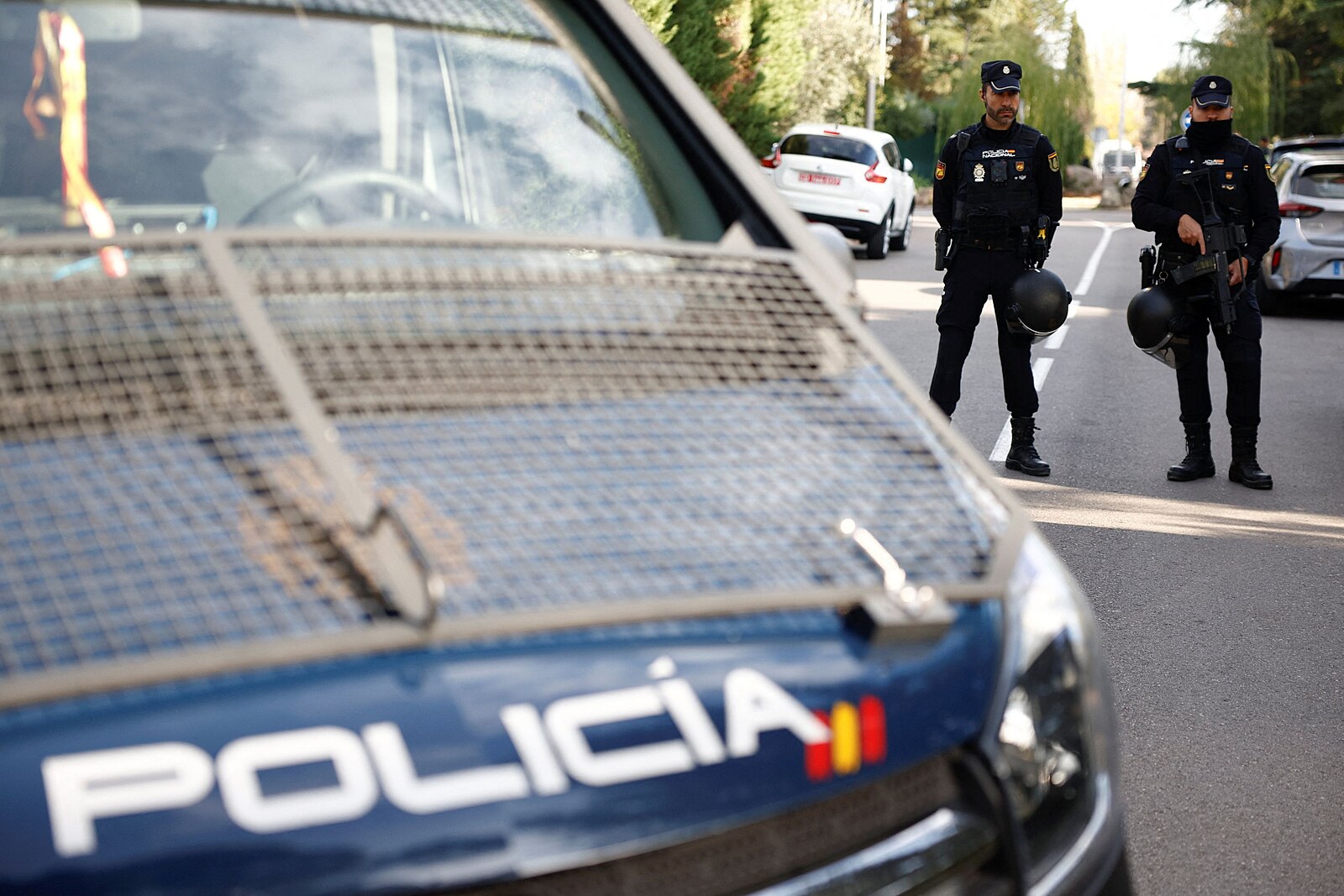 La policía española detiene a un hombre por importar armas prohibidas compradas en República Checa
