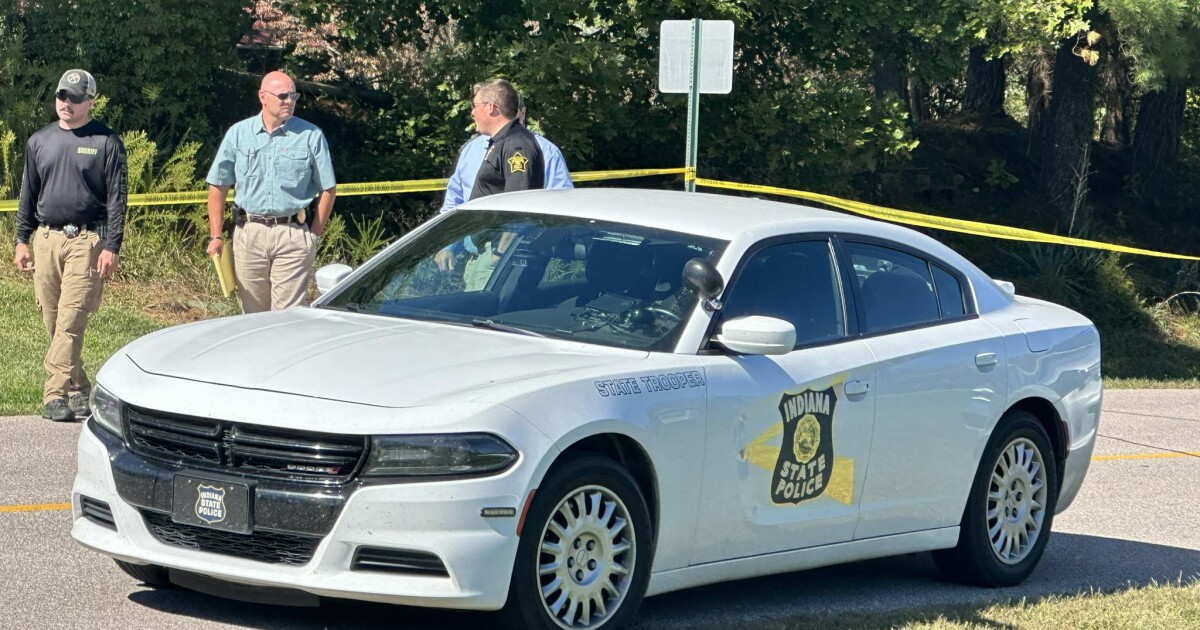 Apparent murder-suicide in Santa Claus, Indiana: couple found dead