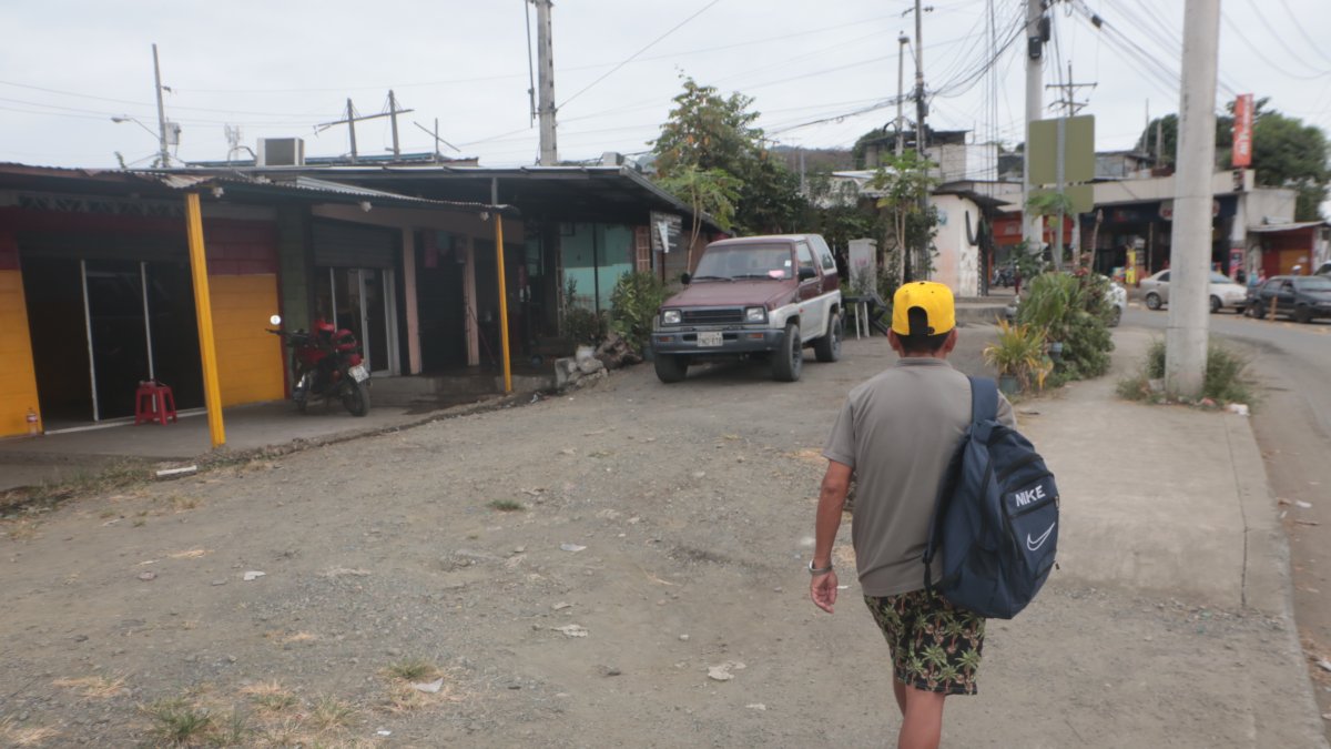 Hombre asesinado frente a la cárcel Regional de Guayaquil a cinco horas de salir libre
