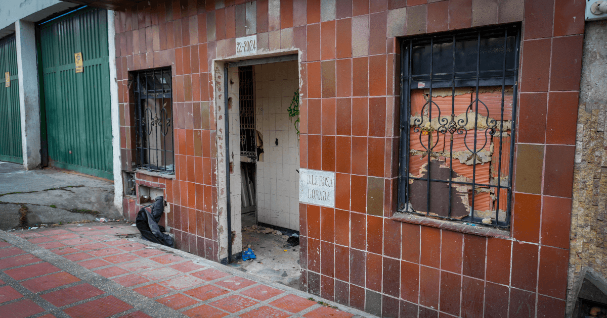 Banda 'Los Seguros' operaba desde hotel abandonado en Siete de Agosto: 12 capturados
