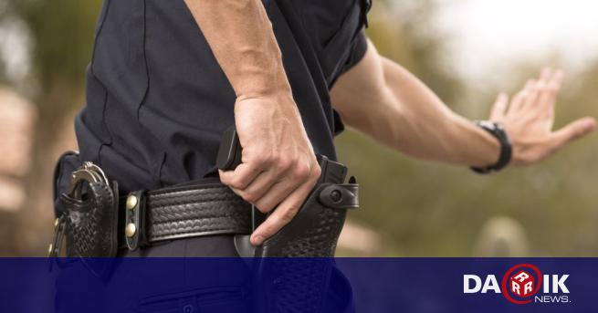 Заплахи към полицай при проверка за шум в Нови пазар