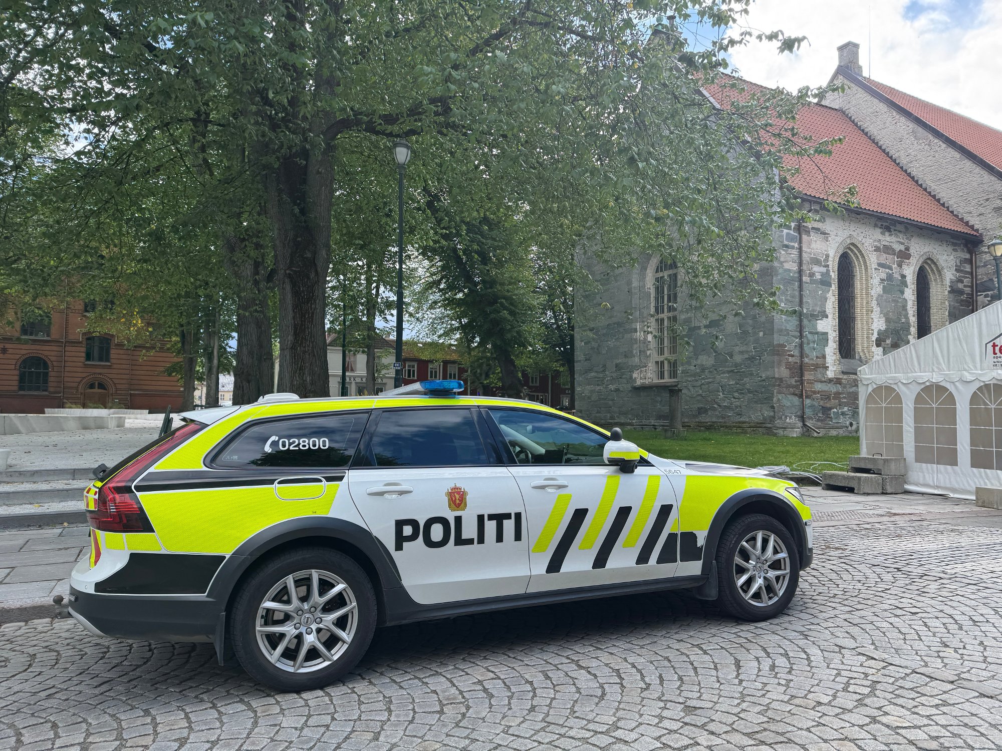 Væpnet politi rykket ut etter ran mot mindreårig i Trondheim