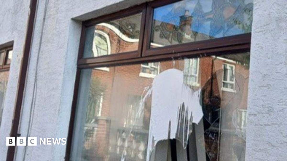 PSNI defends withdrawal from Ardoyne after racially-motivated attack on north Belfast home