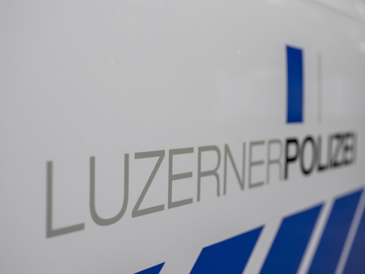 Mutmasslicher Drogendealer in Kriens bei Drogengeschäft festgenommen